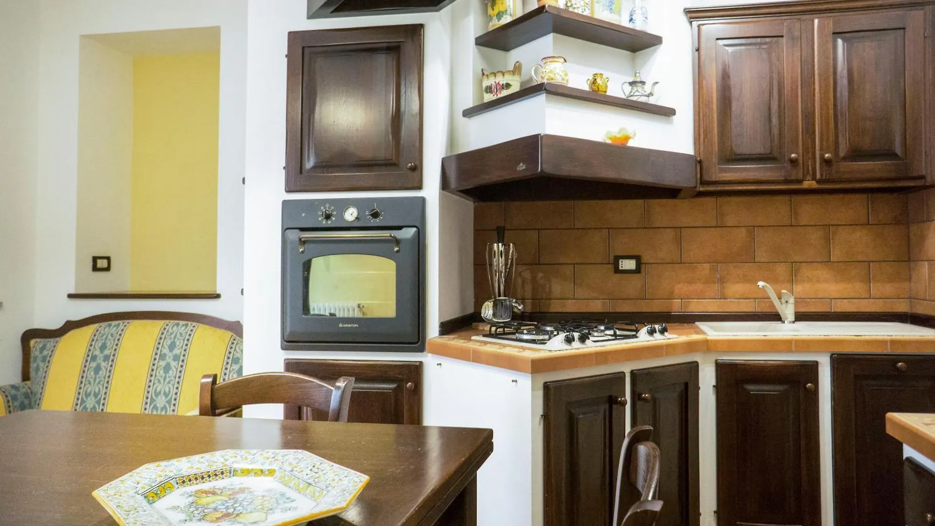 Tina House - Il Cortile Nel Centro Storico Di Taormina Apartment 0*,