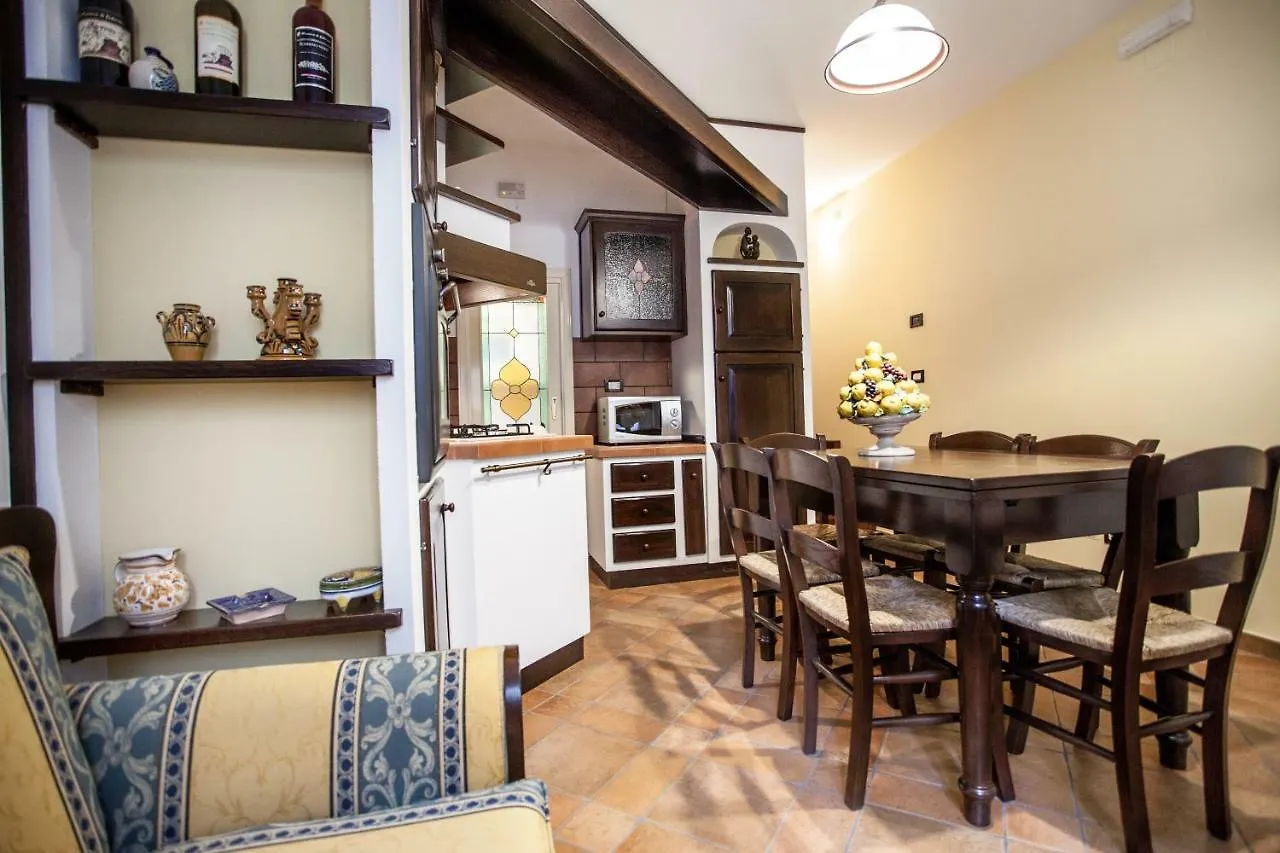 Tina House - Il Cortile Nel Centro Storico Di Taormina Apartment Italy